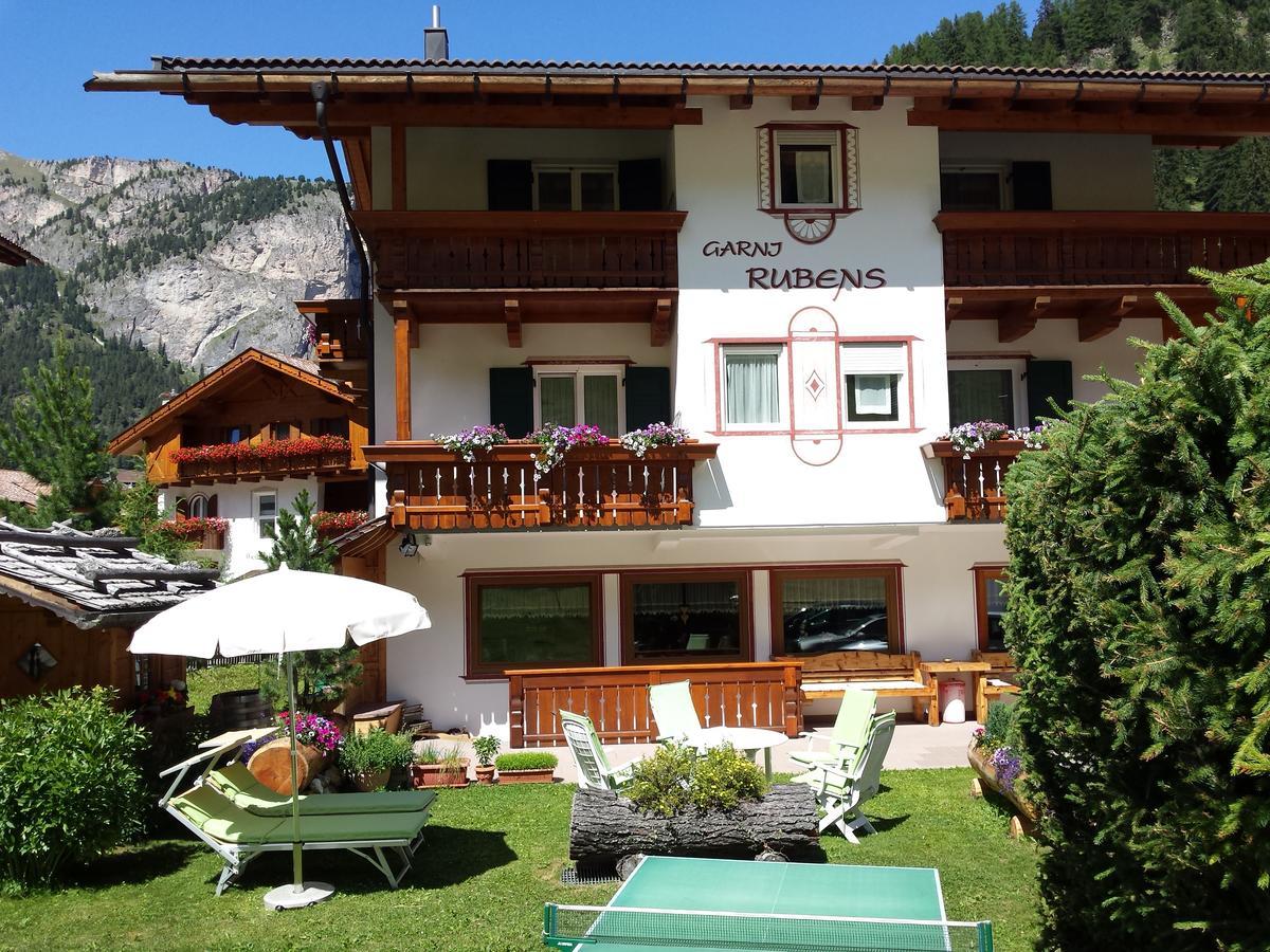 Garni Rubens B&B Selva di Val Gardena Exterior foto